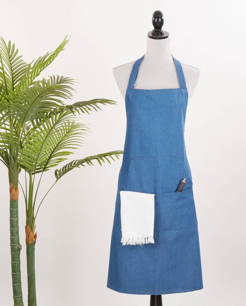 Fennco Styles Adjustable Denim Kitchen Home Full Size Apron with Large Front Pockets 27" W X 35" L - Blue Cooking Apron for Everyday Use, BBQ Parties, Holidays and Family Gatherings